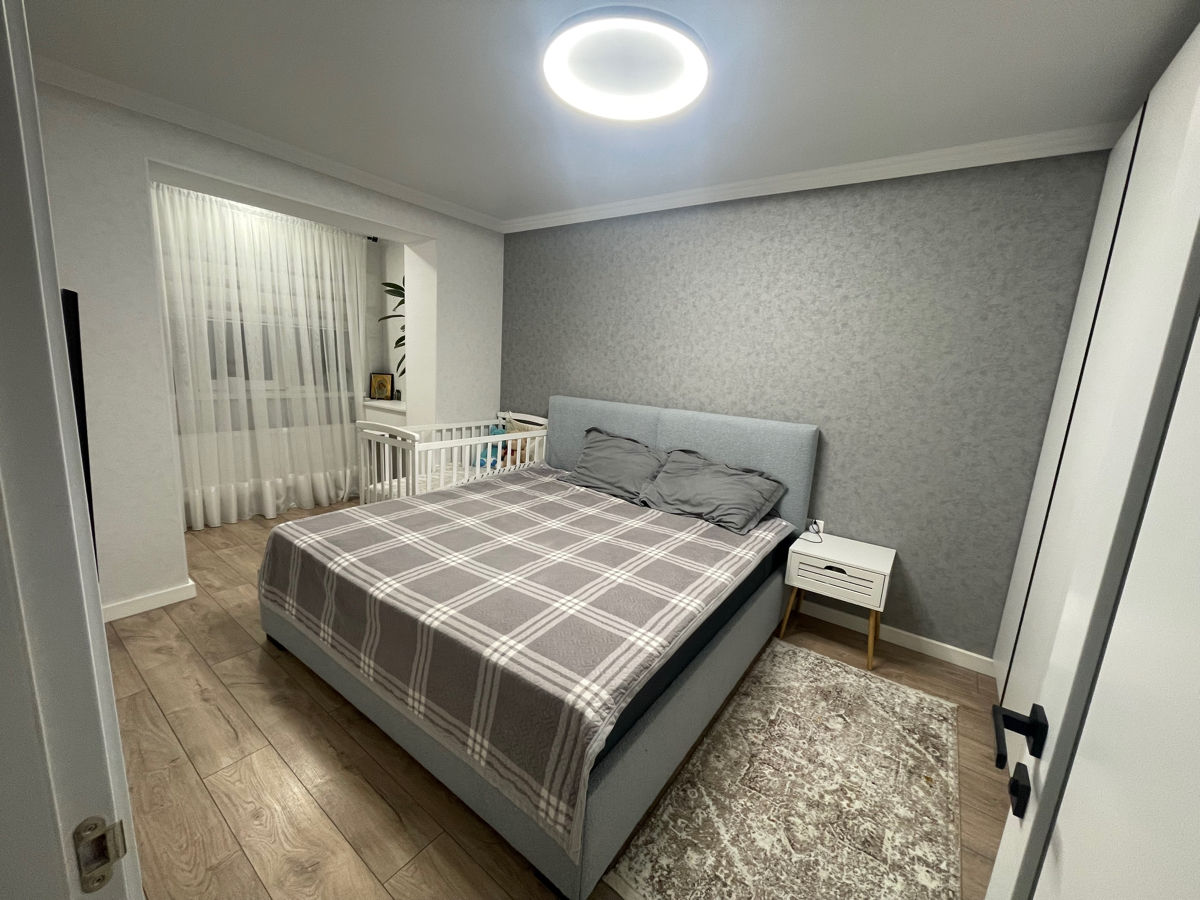 Apartament cu 3 camere, 90 m², Drochia