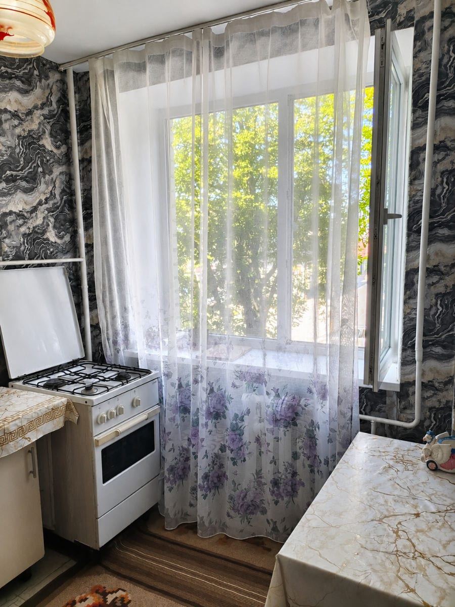 Apartament cu 4 camere, 67 m², Gara de nord, Bălți