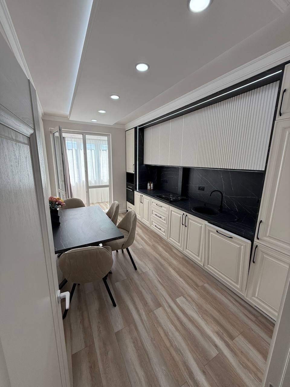 Apartament cu 2 camere, 72 m², Buiucani, Chișinău