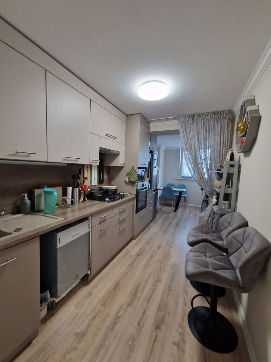 Apartament cu 3 camere, 68 m², Centru, Chișinău