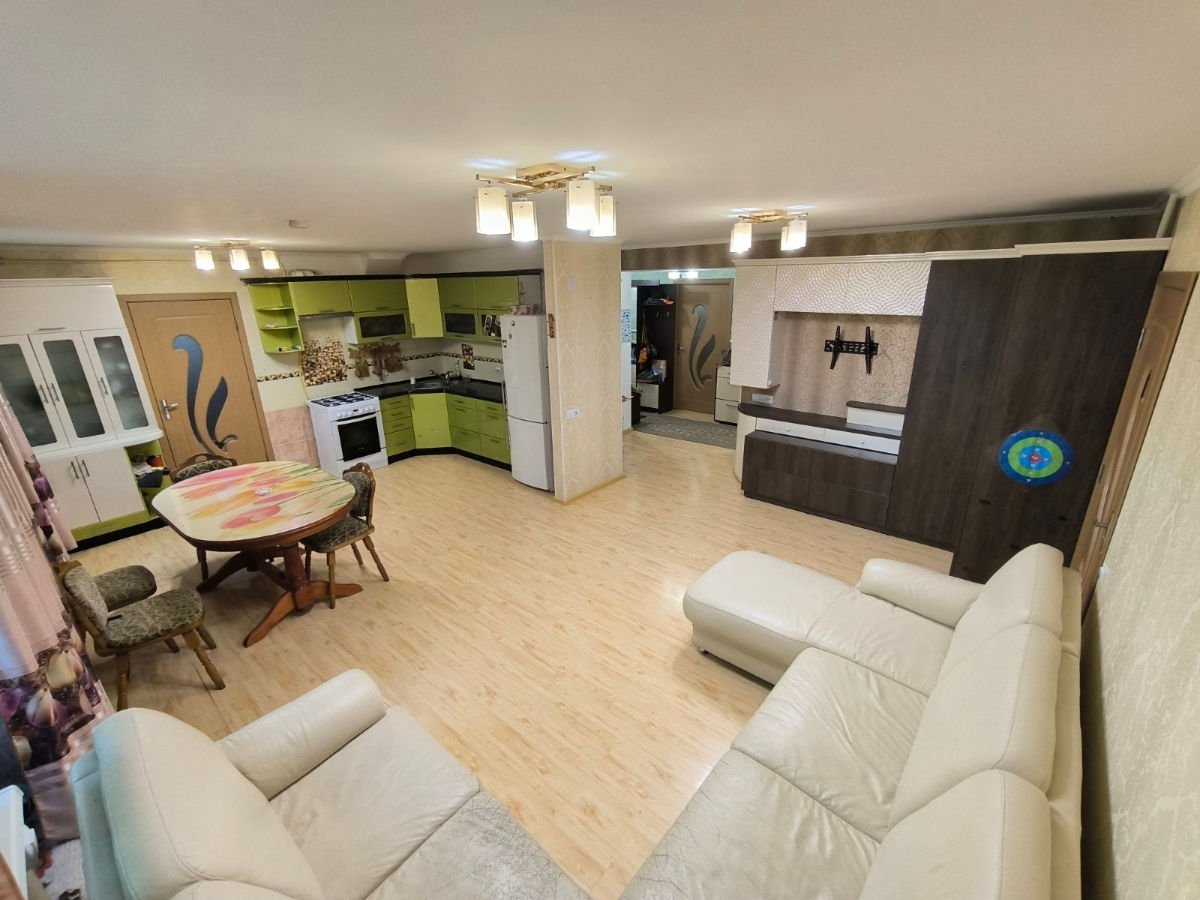 Apartament cu 4 camere, 90 m², Râșcani, Chișinău