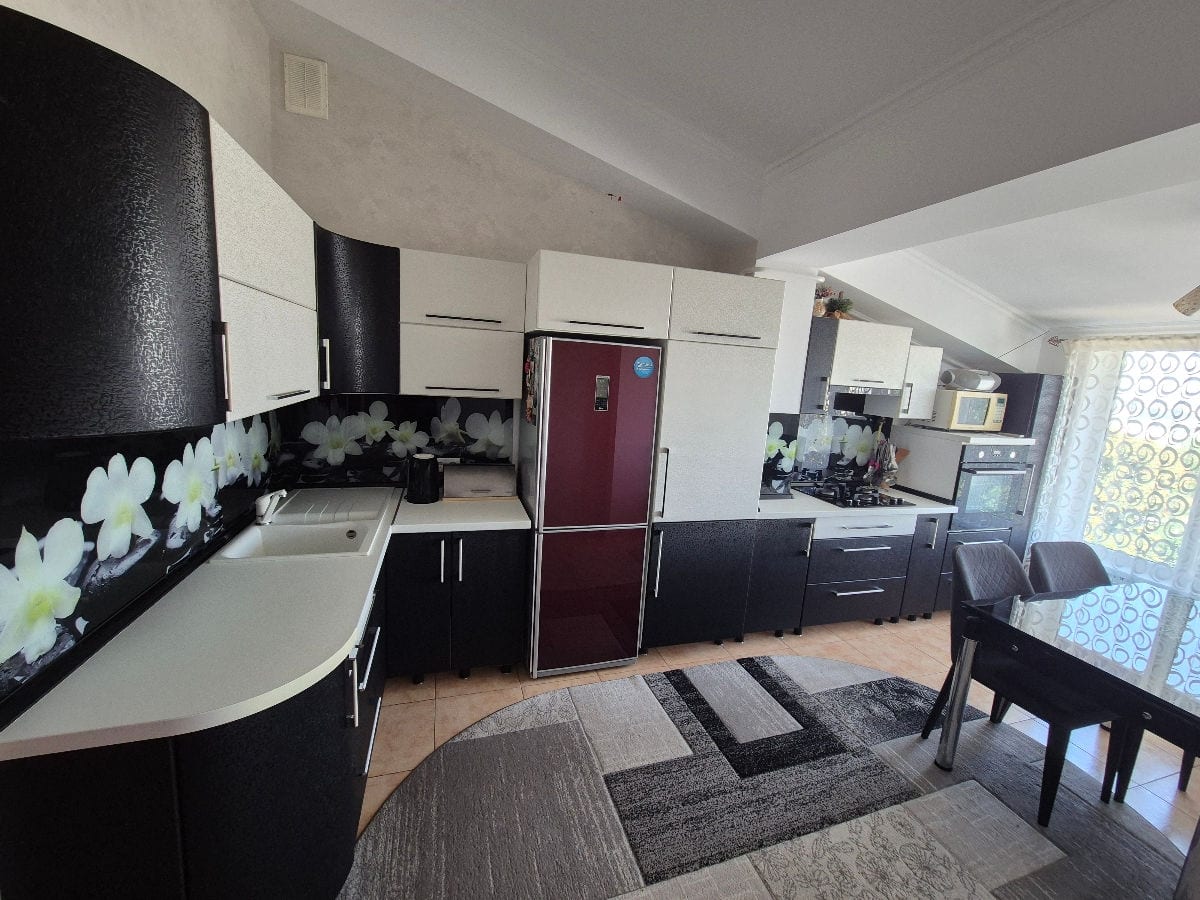 Apartament cu 3 camere, 109 m², Centru, Chișinău