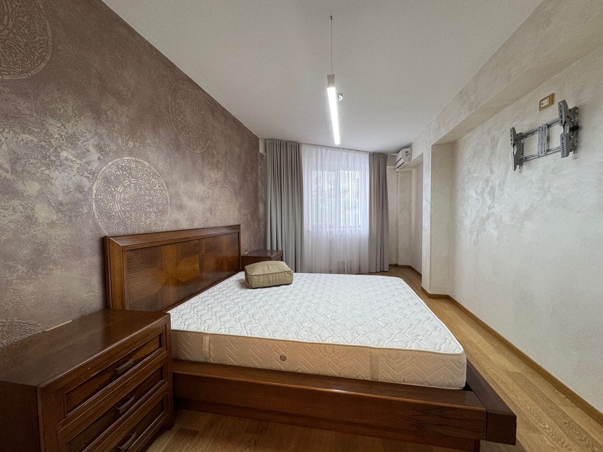 Apartament cu 2 camere, 68 m², Centru, Chișinău