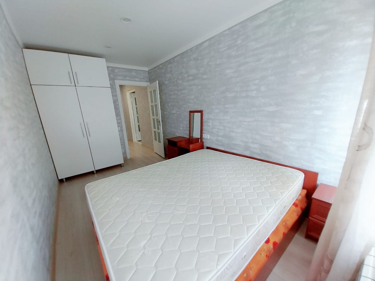 Apartament cu 2 camere, 65 m², Botanica, Chișinău