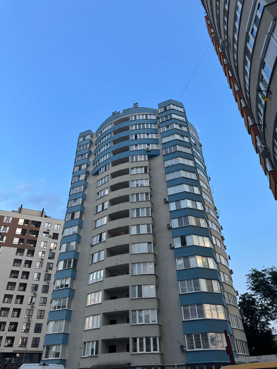 Apartament cu 1 cameră, 52 m², Poșta Veche, Chișinău