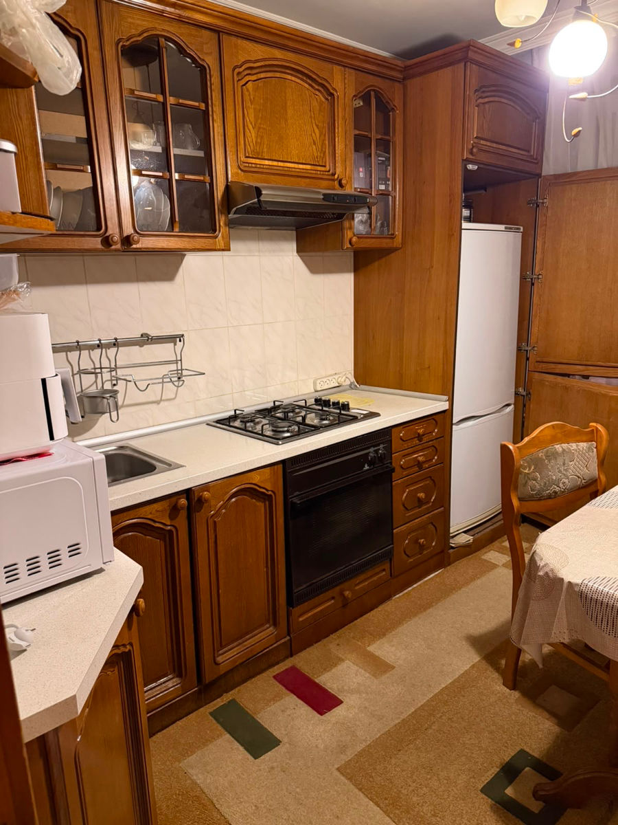 Apartament cu 2 camere, 56 m², Sculeni, Chișinău