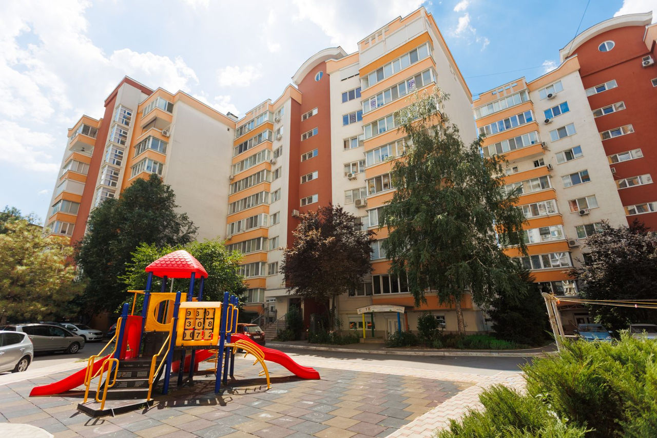 Apartament cu 3 camere, 98 m², Botanica, Chișinău