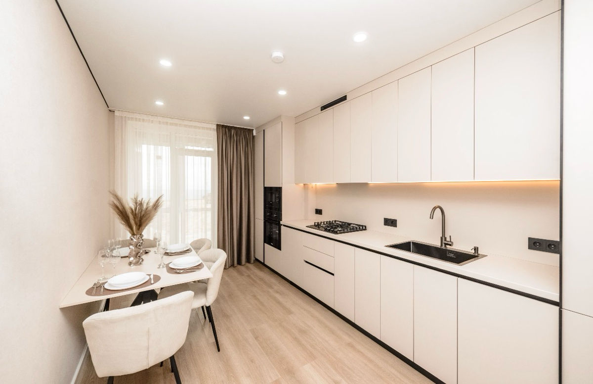 Apartament cu 2 camere, 72 m², Durlești