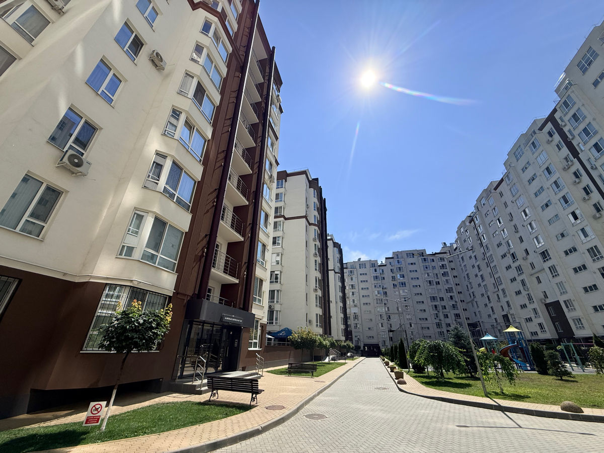 Apartament cu 2 camere, 92 m², Buiucani, Chișinău