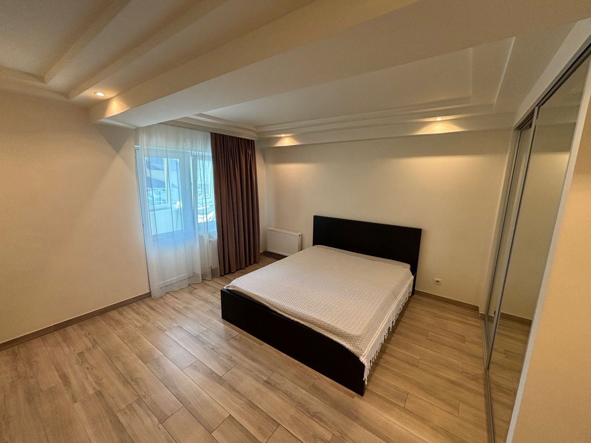 Apartament cu 2 camere, 76 m², Centru, Chișinău