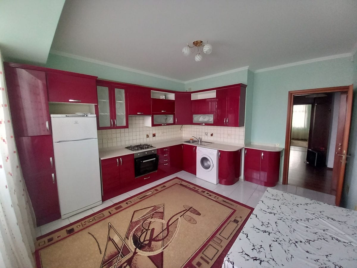 Apartament cu 2 camere, 84 m², Telecentru, Chișinău