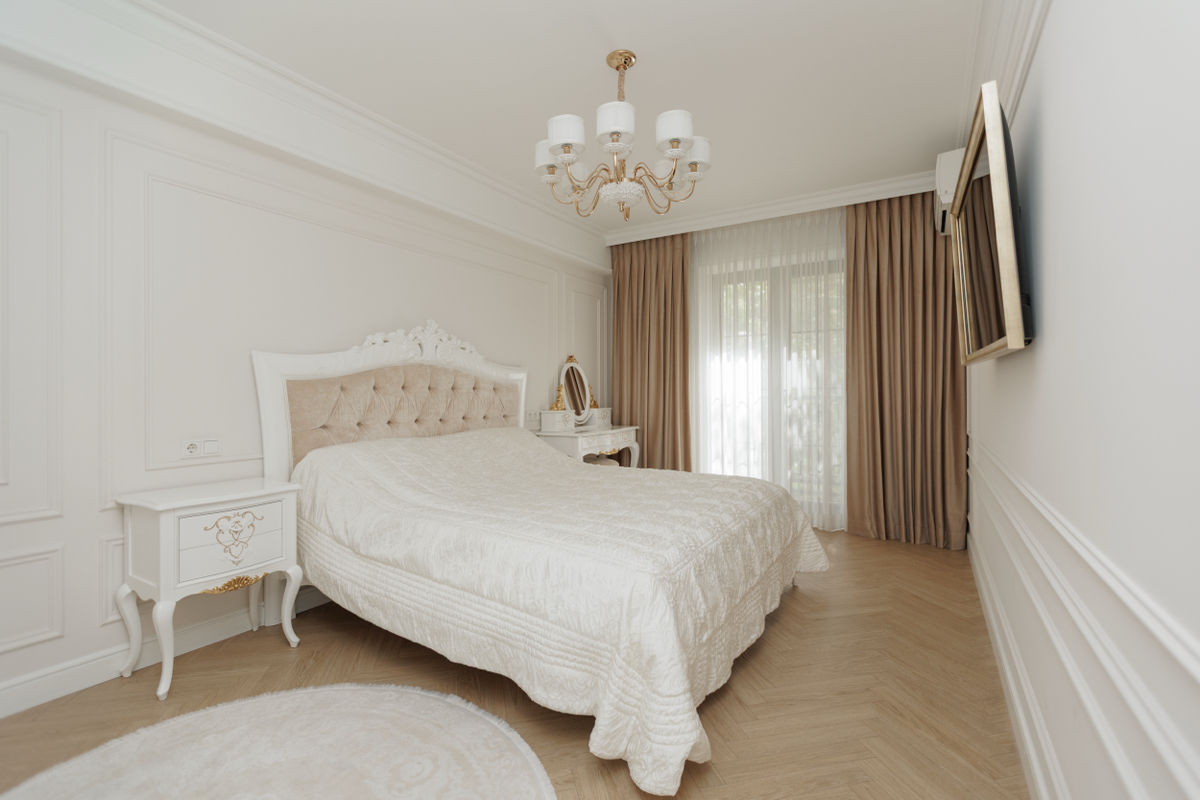 Apartament cu 2 camere, 90 m², Centru, Chișinău