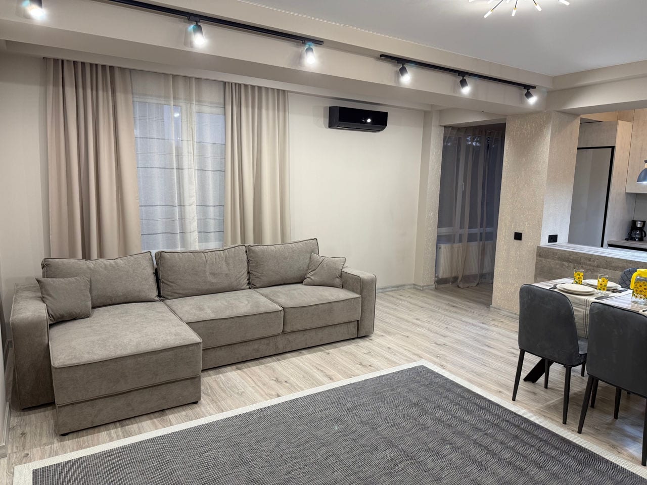 Apartament cu 1 cameră, 70 m², Centru, Chișinău