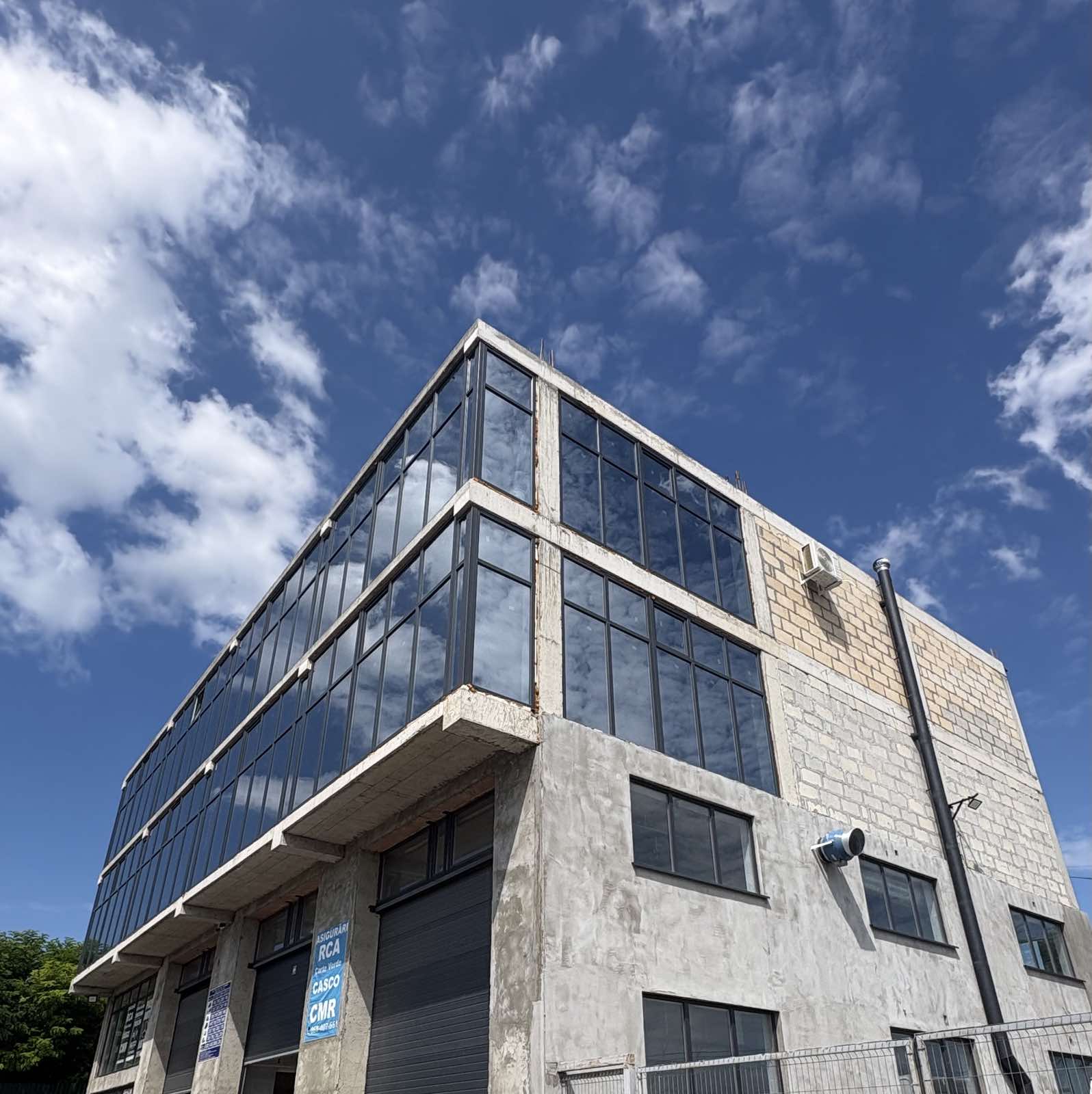 Spațiu comercial, 350 m², Dănceni