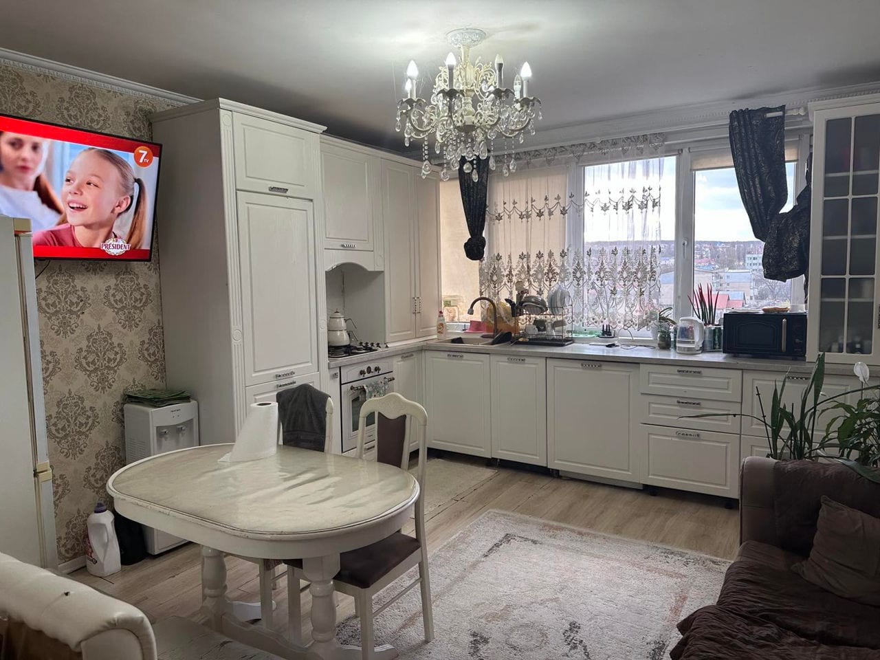 Apartament cu 2 camere, 82 m², Durlești