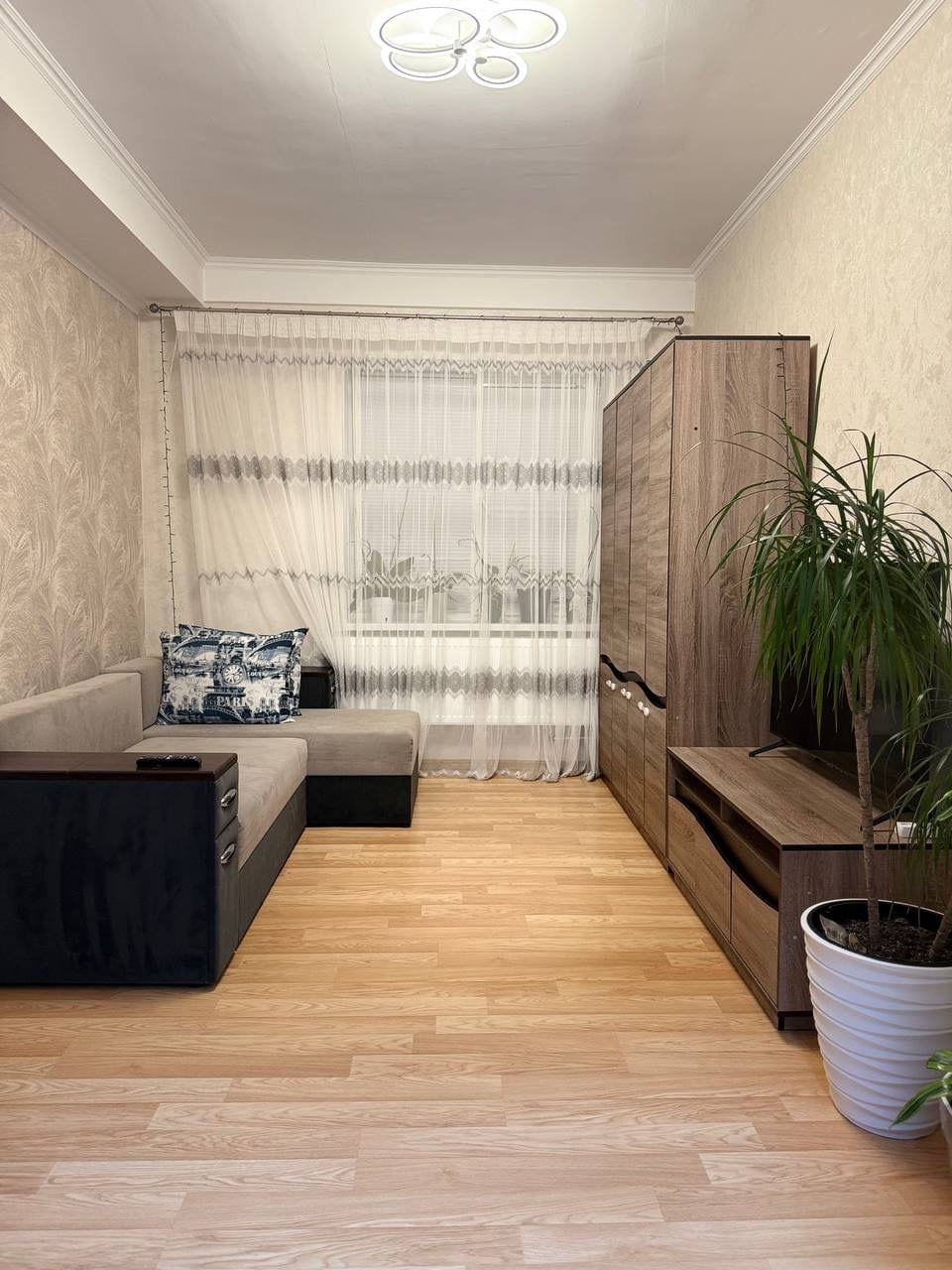 Apartament cu 2 camere, 60 m², Molodova, Bălți