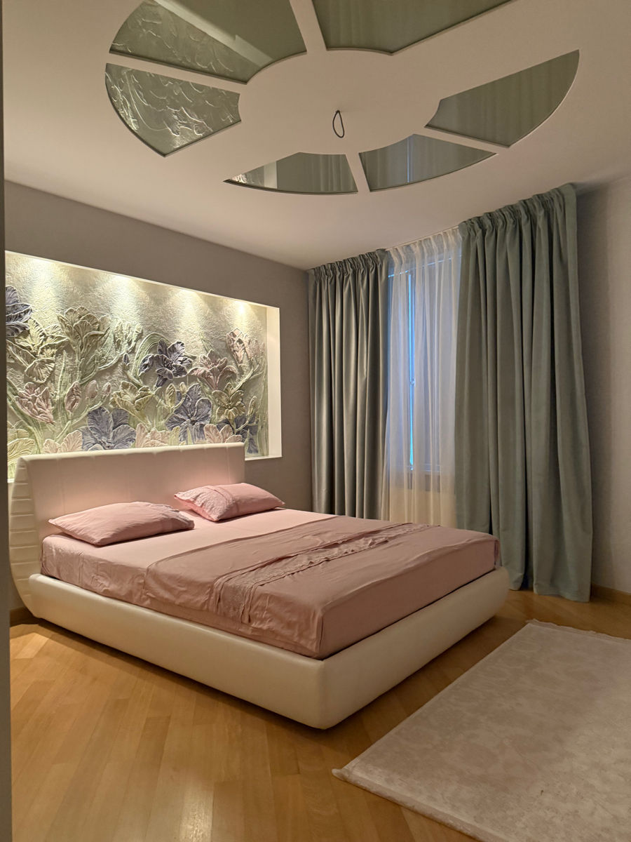 Apartament cu 3 camere, 115 m², Centru, Chișinău