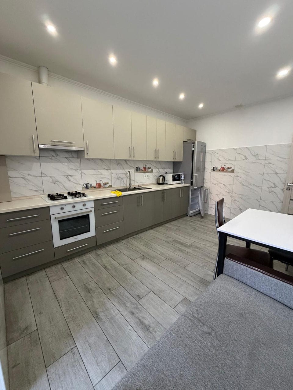 Apartament cu 1 cameră, 52 m², Centru, Chișinău