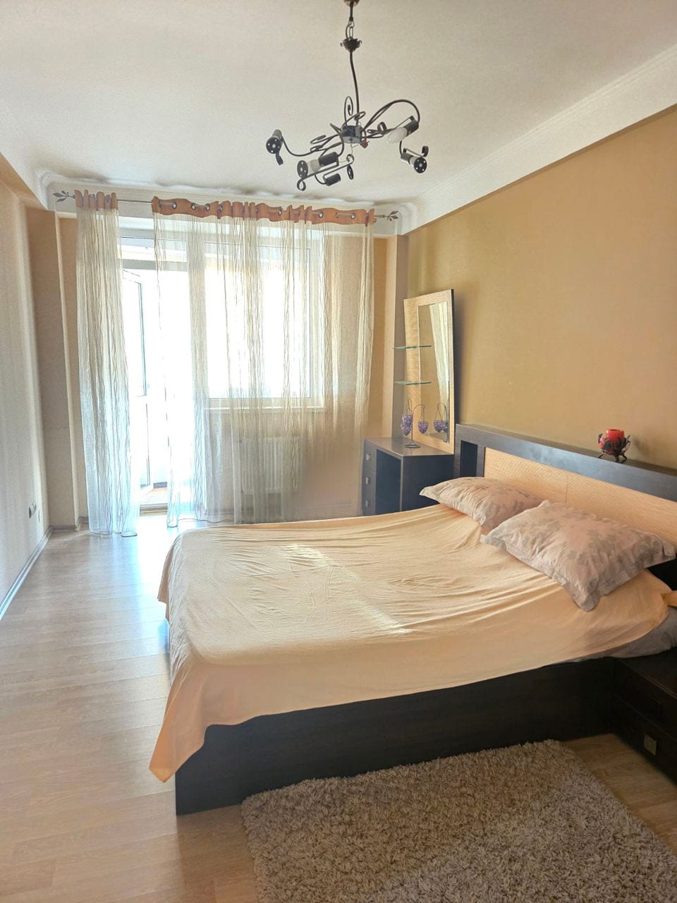 Apartament cu 3 camere, 101 m², Botanica, Chișinău
