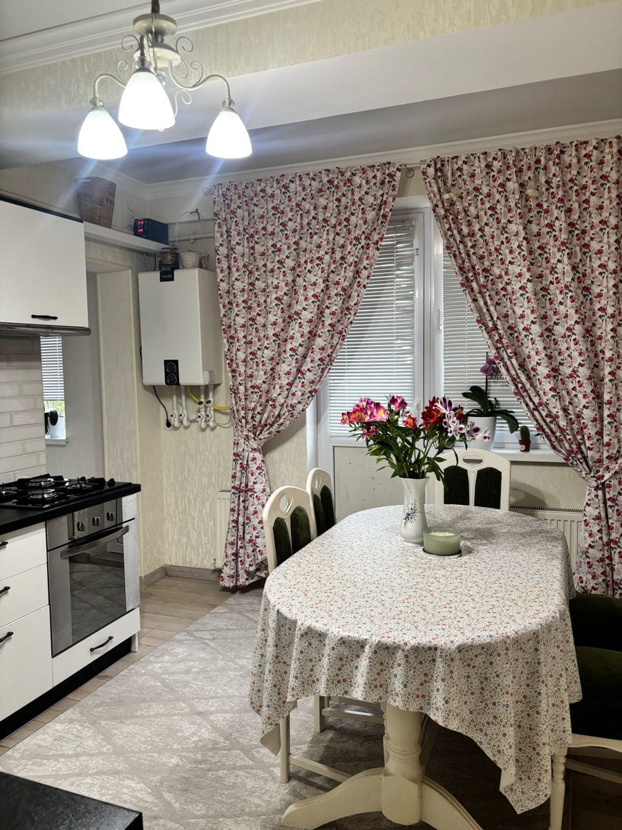 Apartament cu 3 camere, 74 m², Stăuceni
