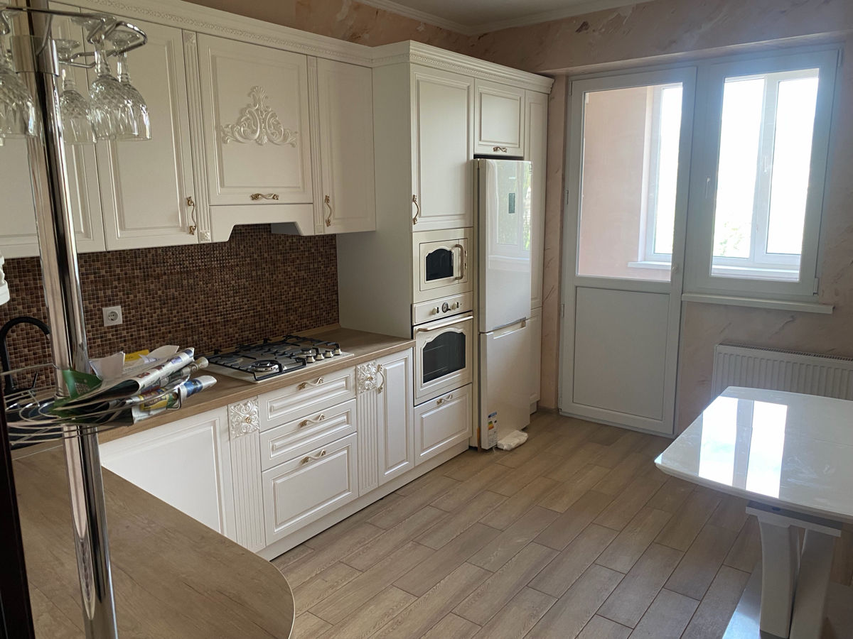 Apartament cu 2 camere, 75 m², Ialoveni