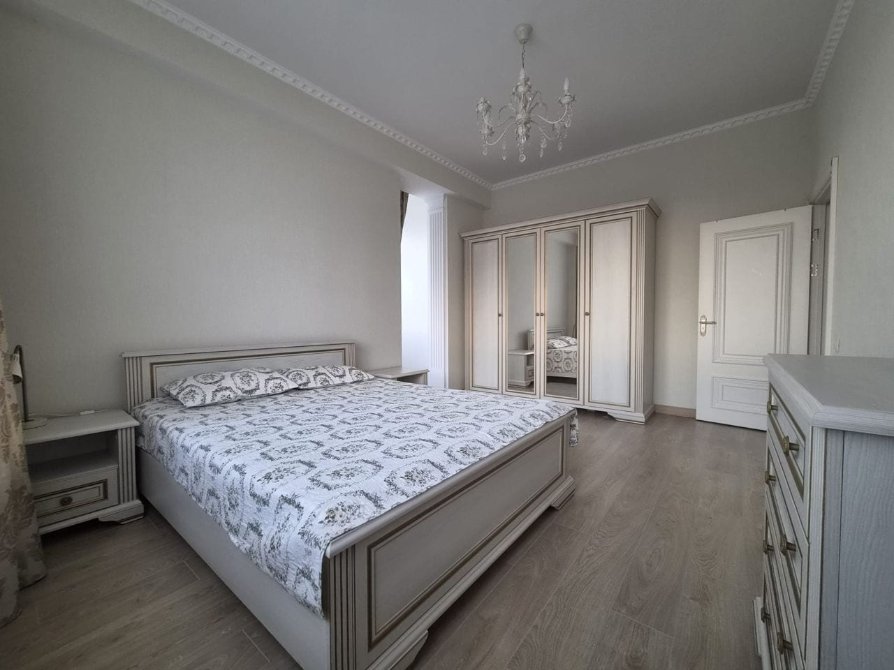 Apartament cu 3 camere, 74 m², Centru, Chișinău