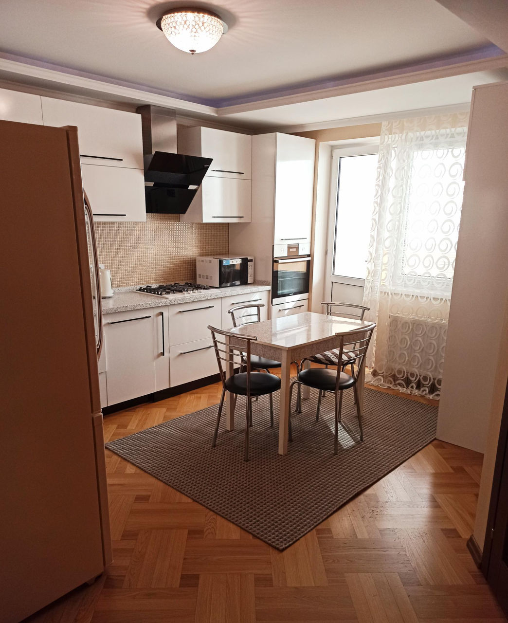 Apartament cu 2 camere, 72 m², Botanica, Chișinău