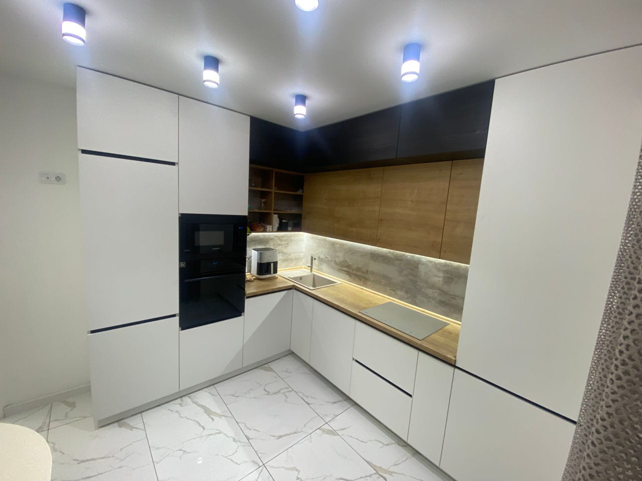 Apartament cu 2 camere, 85 m², Buiucani, Chișinău
