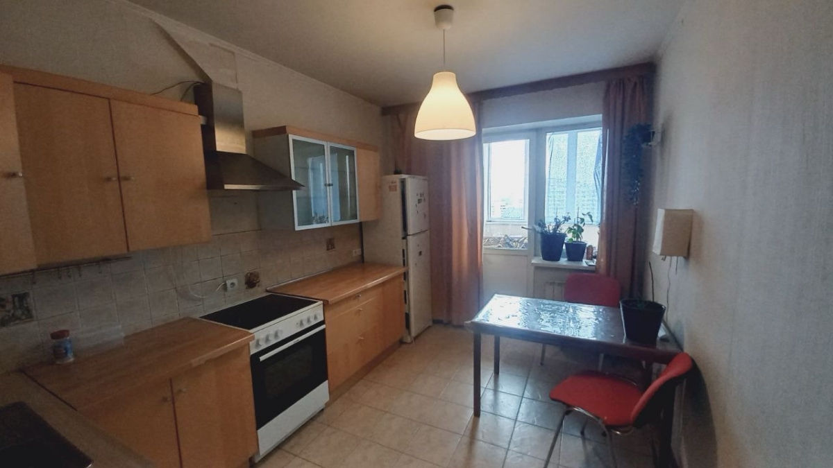 Apartament cu 3 camere, 82 m², Buiucani, Chișinău