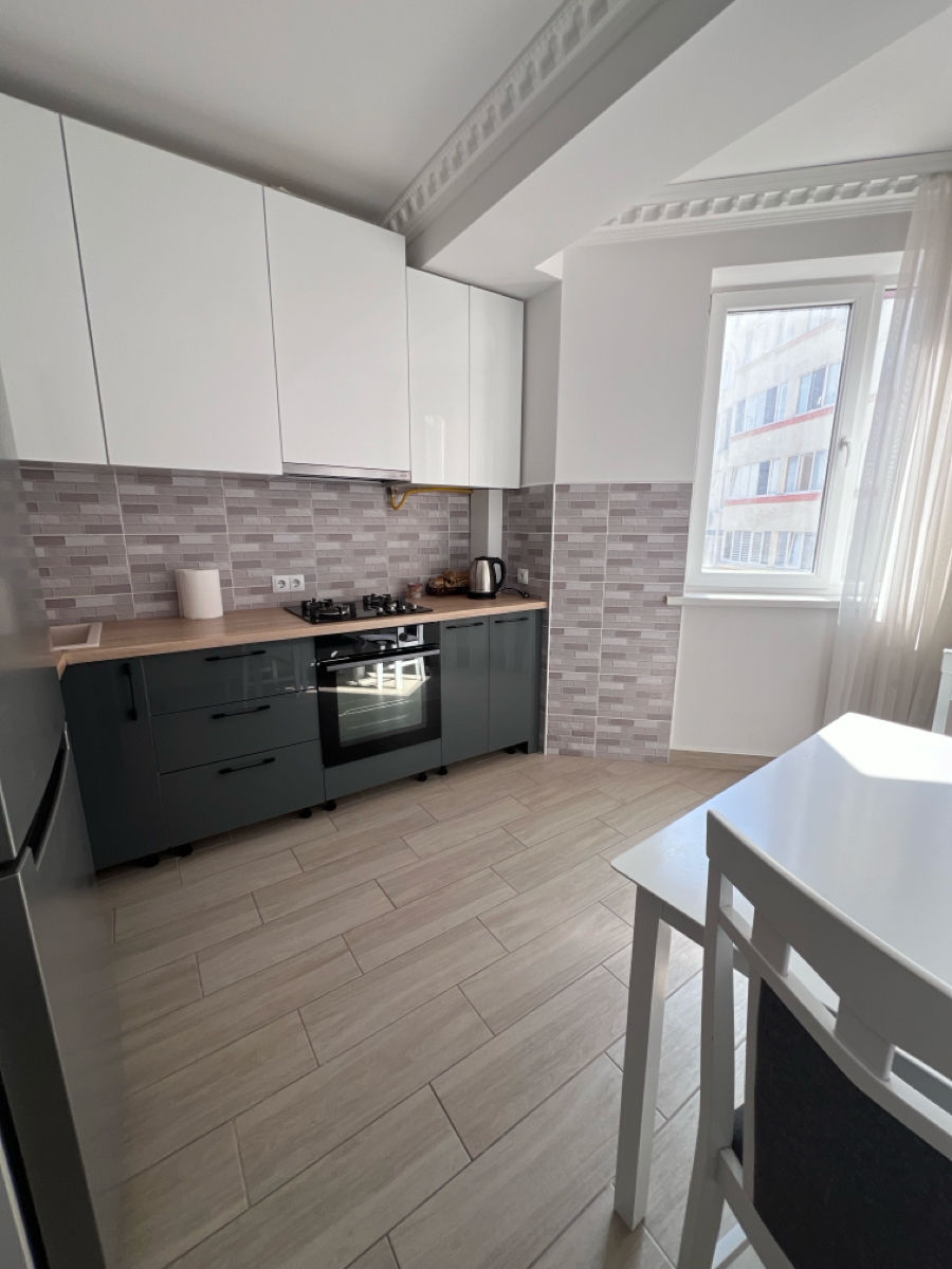 Apartament cu 1 cameră, 45 m², Centru, Chișinău