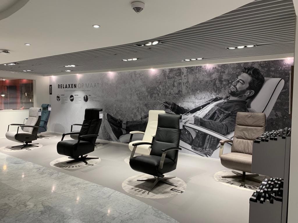 MAX & FURNITURE S.R.L.