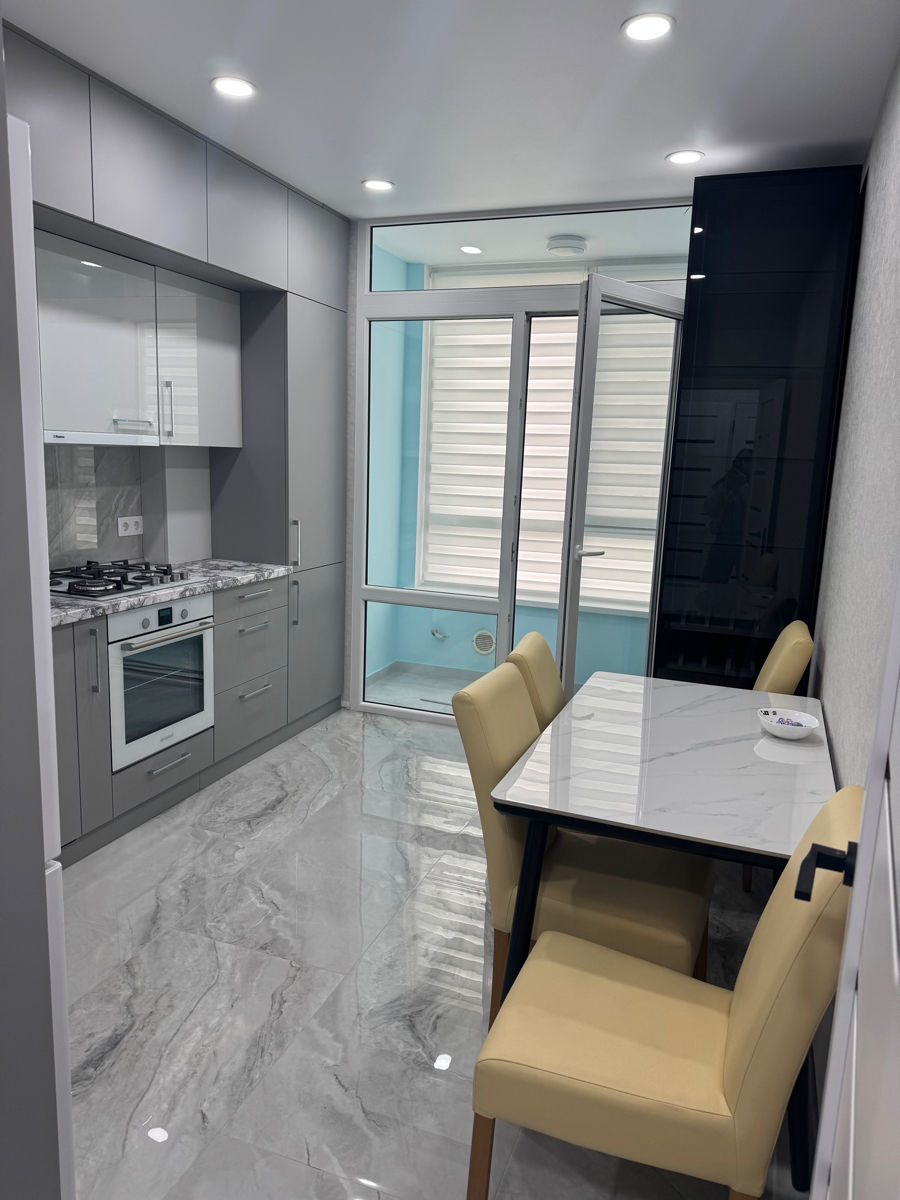 Apartament cu 2 camere, 60 m², Centru, Chișinău