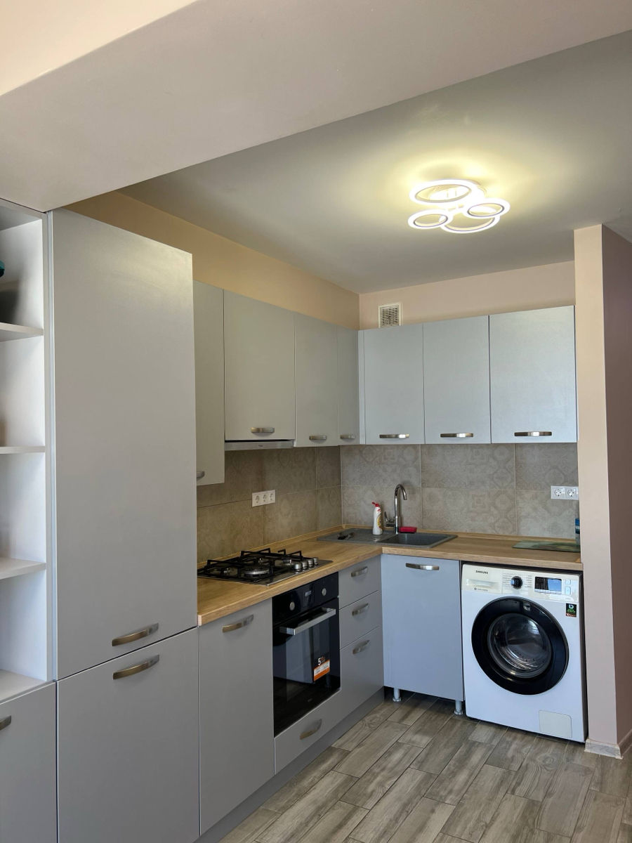 Apartament cu 1 cameră, 40 m², Centru, Chișinău