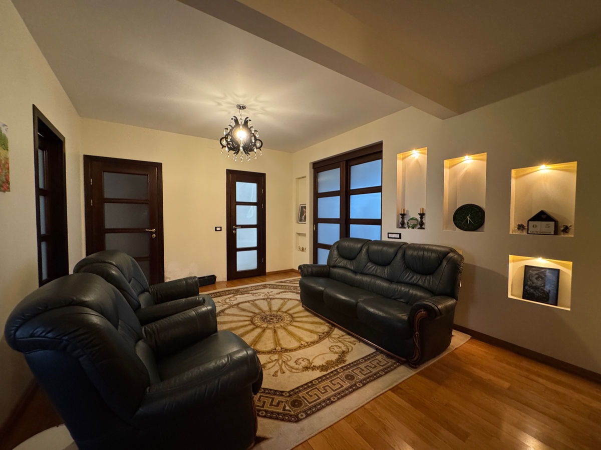 Apartament cu 3 camere, 122 m², Râșcani, Chișinău