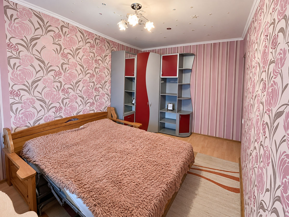 Apartament cu 2 camere, 80 m², Centru, Chișinău