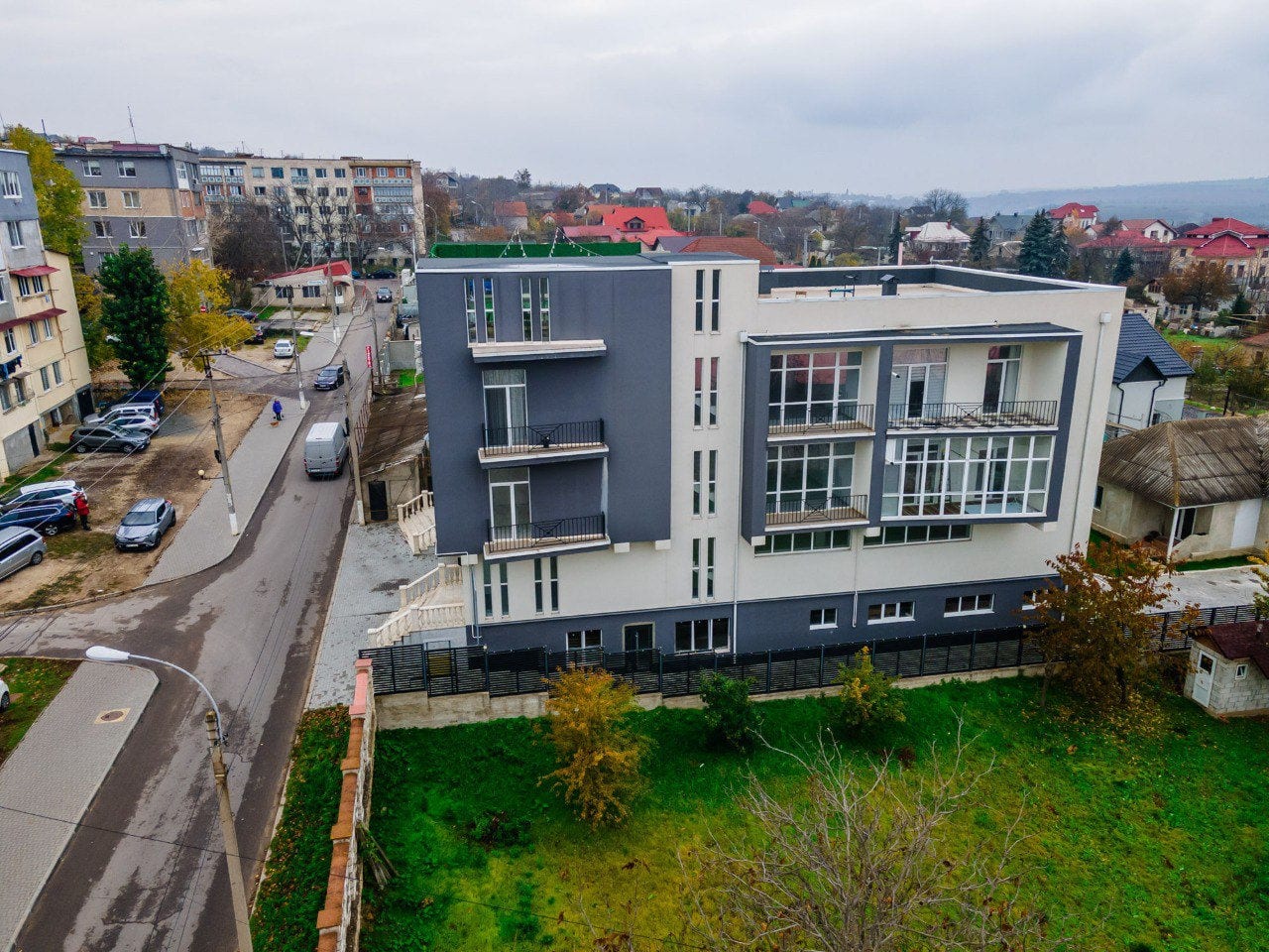 Apartament cu 2 camere, 93 m², Ciorescu