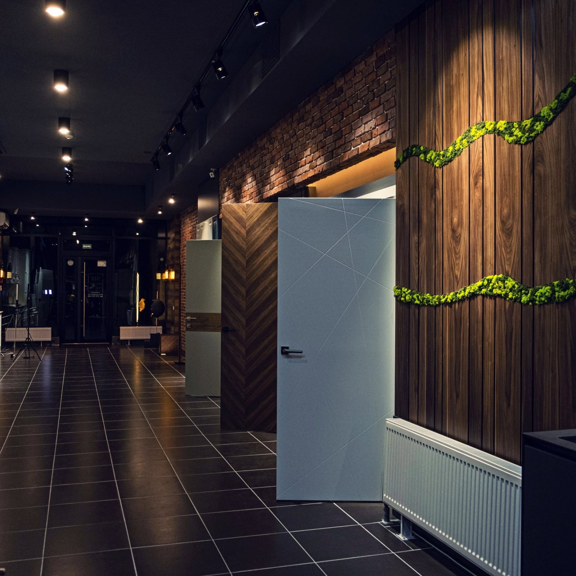 WoodDoor