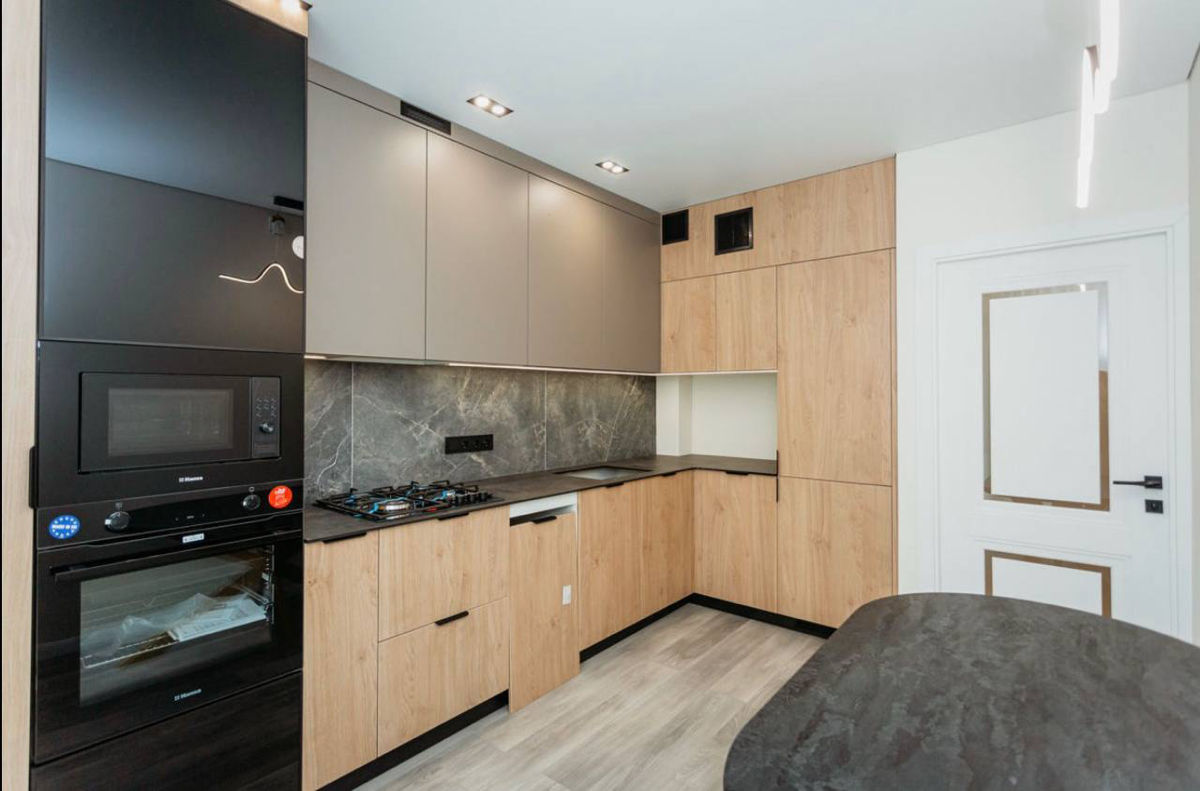 Apartament cu 2 camere, 80 m², Buiucani, Chișinău